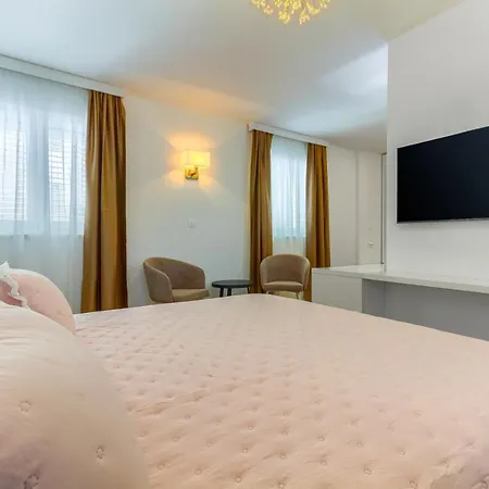 Bed & Breakfast Irini Luxury