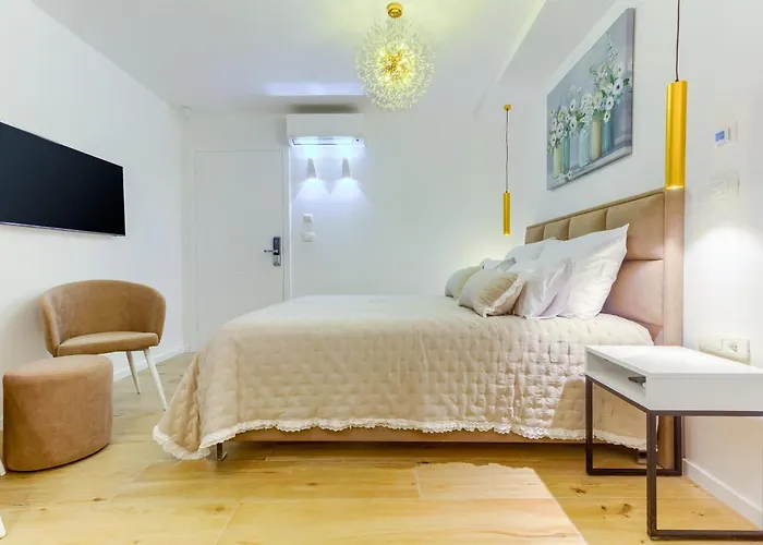 Bed & Breakfast Irini Luxury