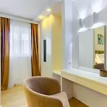 Irini Luxury 4* Split