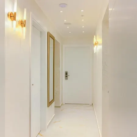 Irini Luxury Спліт