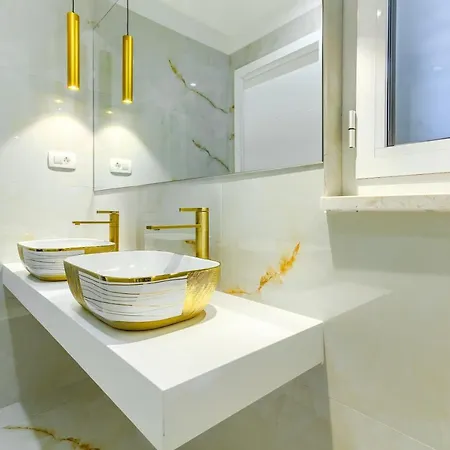 Irini Luxury Спліт