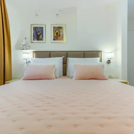 Irini Luxury Спліт