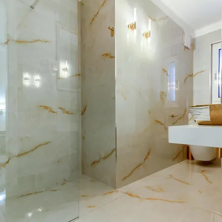 Irini Luxury