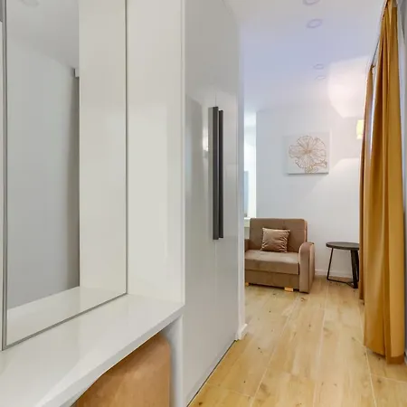 Irini Luxury 4*