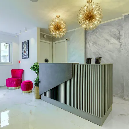 Irini Luxury Готель типу 