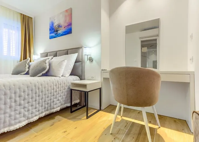 Bed & Breakfast Irini Luxury