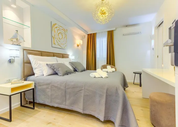 Bed & Breakfast Irini Luxury