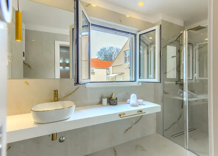 Frühstückspension Irini Luxury 4*