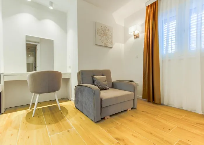 Irini Luxury 4* ספליט