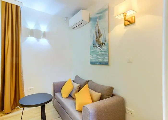 Irini Luxury לינה וארוחת בוקר ספליט